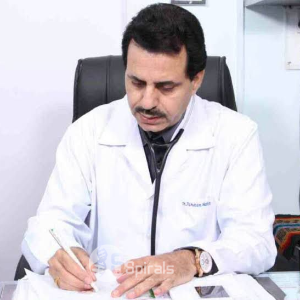 Dr. Praveen Makker