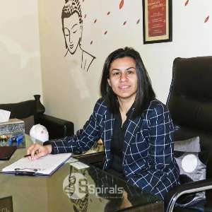 Dr. Nisha Khanna